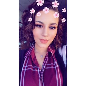 Meet your Posher, Dinah